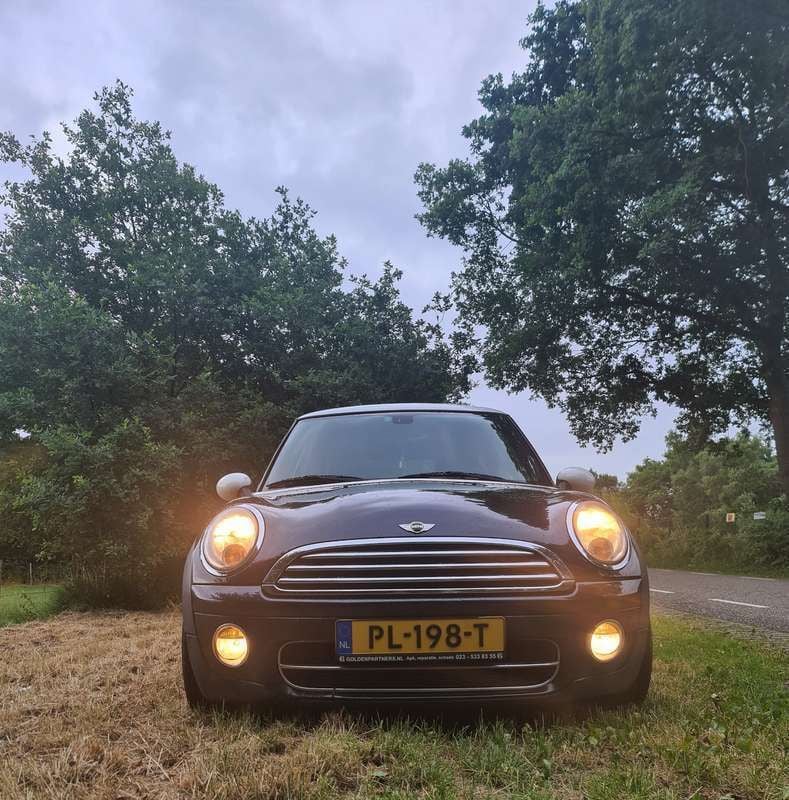 Zwart Gebruikt 2008 Mini Cooper Chili Hatchback | € 2.650 (Super prijs) - Afbeelding 1/4