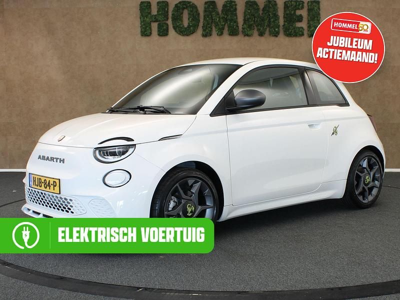 Wit Gebruikt 2024 Fiat 500e Urban Hatchback | € 29.445 - Afbeelding 1/3