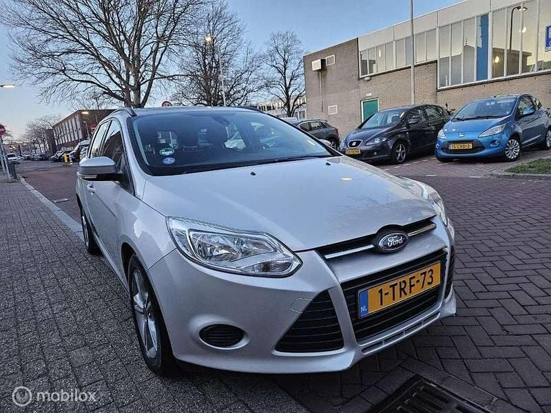 Occasion Ford Focus 101 PK (74 kW) 2014 Grijs Stationwagen