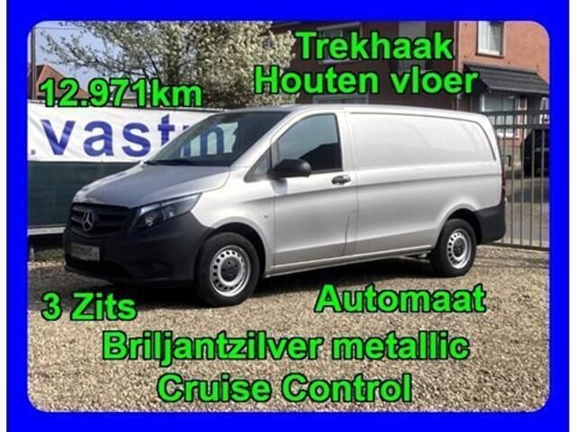 Zilver Gebruikt 2023 Mercedes Vito MPV | € 37.150 (Goede deal) - Afbeelding 1/4