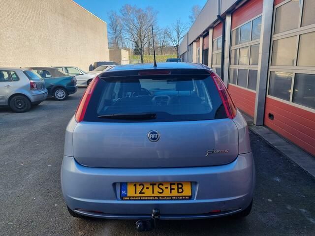 Occasion Fiat Grande Punto Emotion 95 PK (69 kW) 2007 Blauw Hatchback