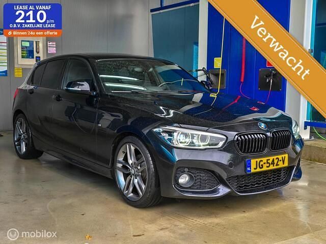 Zwart Gebruikt 2016 BMW 118 Executive Hatchback | € 12.950 (Iets duurder) - Afbeelding 1/4