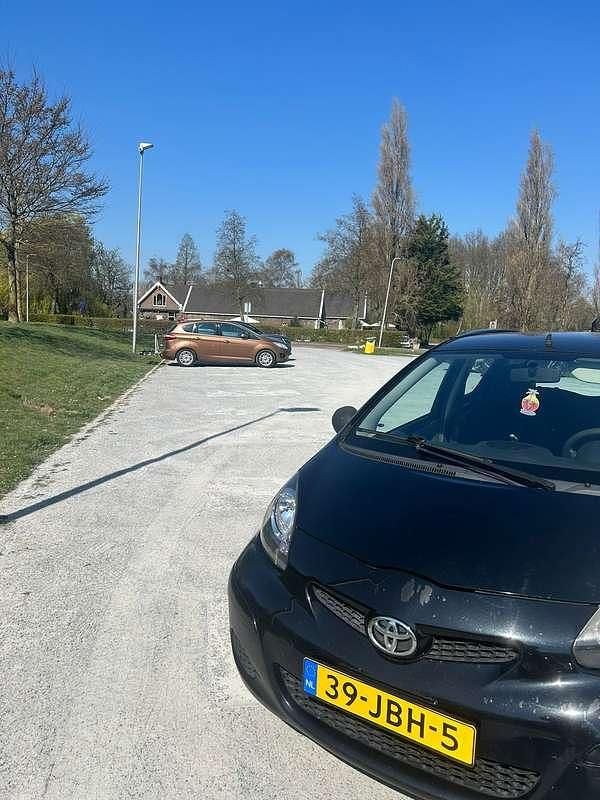 Occasion Toyota Aygo 68 PK (50 kW) 2009 Zwart Hatchback