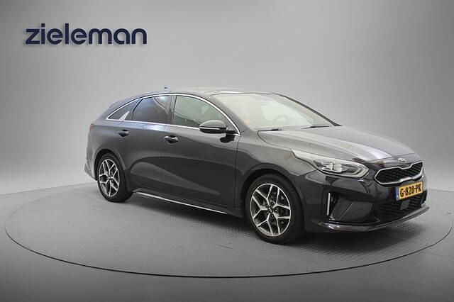 Zwart Gebruikt 2019 Kia ProCeed GT-Line Hatchback | € 16.345 (Eerlijke prijs) - Afbeelding 1/4