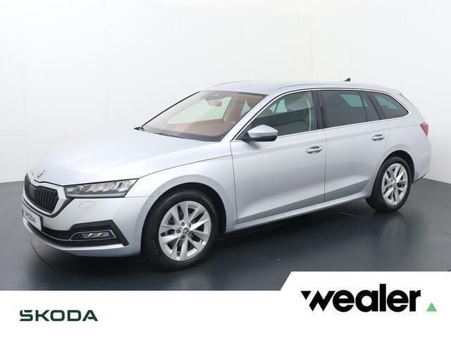 Grijs Gebruikt 2022 Skoda Octavia Business Line Stationwagen | € 24.840 (Eerlijke prijs) - Afbeelding 1/3