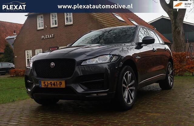 Occasion Jaguar F-Pace Portfolio 301 PK (221 kW) 2018 Grijs SUV