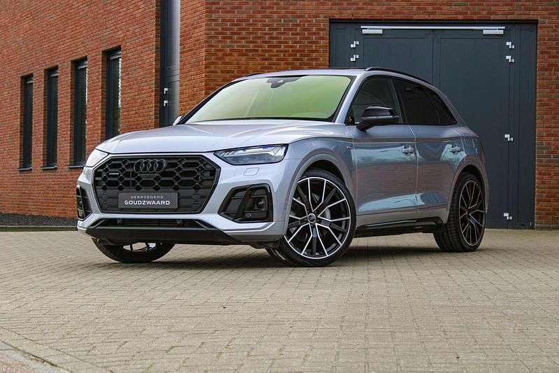 Zilver, metallic lak Gebruikt 2022 Audi Q5 S-Line SUV | € 58.450 (Duur) - Afbeelding 1/4