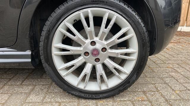 Occasion Fiat Grande Punto 77 PK (56 kW) 2008 Zwart Hatchback