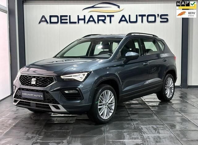 Grijs, metallic lak Gebruikt 2022 Seat Ateca Business SUV | € 23.750 (Goede deal) - Afbeelding 1/4