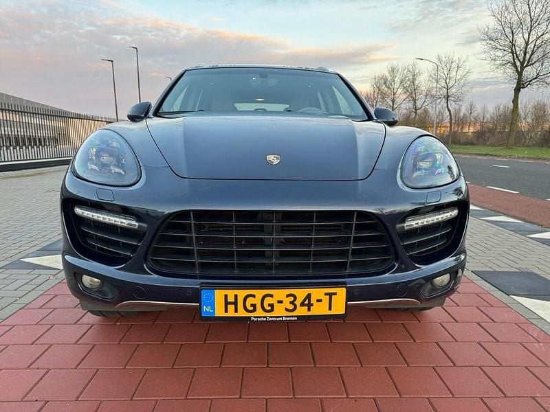 Blauw (metallic) Occasion 2010 Porsche Cayenne Turbo SUV | € 26.700 (Super prijs) - Afbeelding 1/4