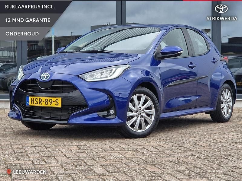 Blauw Gebruikt 2023 Toyota Yaris Hybrid Active Hatchback | € 22.900 (Eerlijke prijs) - Afbeelding 1/4