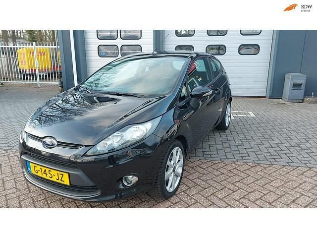 Occasion Ford Fiesta Trend 82 PK (60 kW) 2012 Zwart (metallic) Hatchback