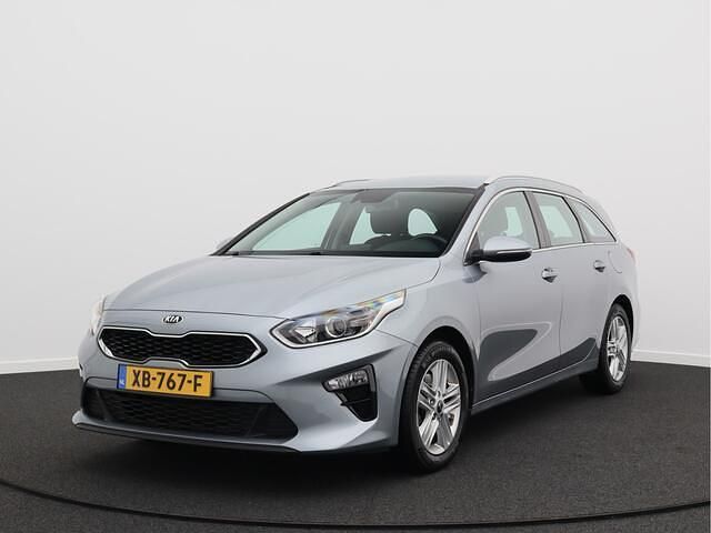 Grijs Gebruikt 2018 Kia Ceed Sportswagon Stationwagen | € 12.450 (Eerlijke prijs) - Afbeelding 1/4