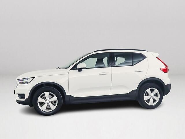 Occasion Volvo XC40 Momentum 131 PK (96 kW) 2021 Wit (metallic) SUV