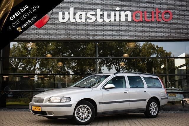 Grijs Gebruikt 2001 Volvo V70 Comfort Stationwagen | € 3.250 (Goede deal) - Afbeelding 1/4