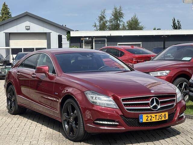 Occasion Mercedes CLS350 306 PK (225 kW) 2011 Rood Sedan