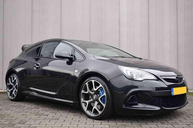 Zwart Gebruikt 2016 Opel Astra GTC OPC Hatchback | € 15.995 - Afbeelding 1/4