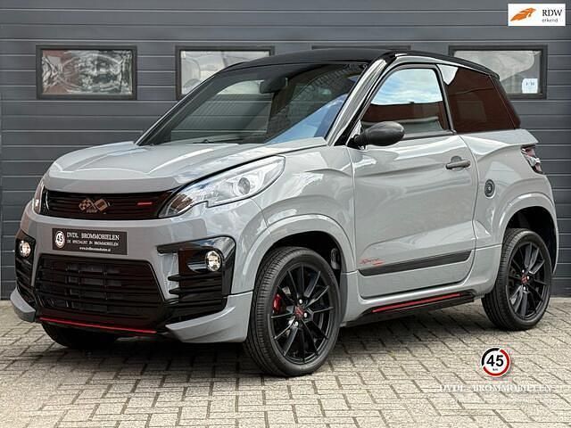 Grijs Gebruikt 2022 Ligier JS60 Hatchback | € 17.950 (Eerlijke prijs) - Afbeelding 1/4
