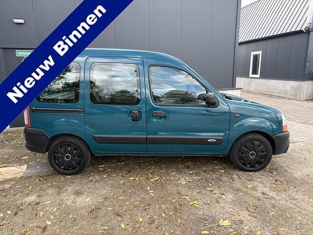 Groen Gebruikt 2002 Renault Kangoo MPV | € 3.750 (Duur) - Afbeelding 1/4