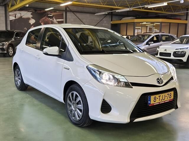 Occasion Toyota Yaris 75 PK (55 kW) 2014 Wit Hatchback