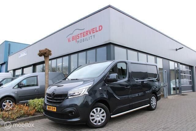 Grijs Gebruikt 2021 Renault Trafic Luxe Van | € 16.750 (Super prijs) - Afbeelding 1/4