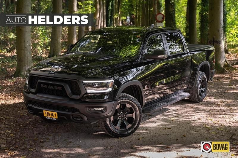 Zwart Occasion 2023 Dodge Ram Pickup | € 62.950 (Eerlijke prijs) - Afbeelding 1/4