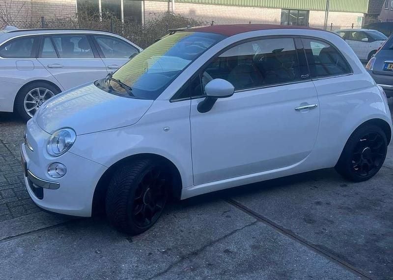 Wit Occasion 2013 Fiat 500C Cabriolet | € 7.000 - Afbeelding 1/4