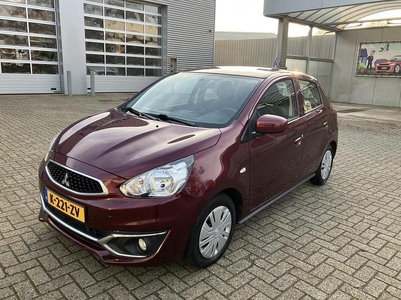 Occasion Mitsubishi Space Star 2020 Rood Hatchback