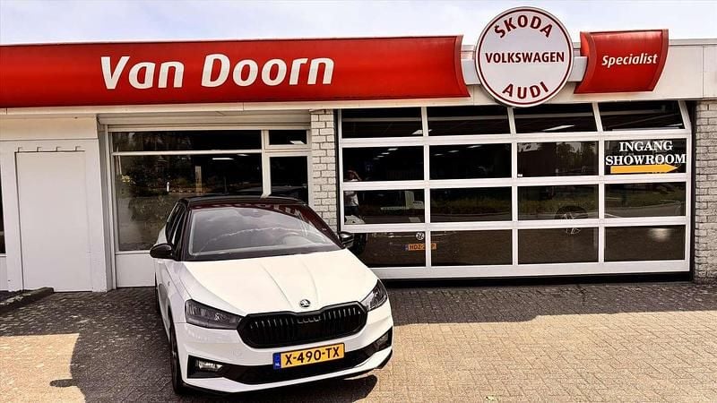 Wit Gebruikt 2024 Skoda Fabia Monte Carlo Hatchback | € 23.950 (Iets duurder) - Afbeelding 1/4