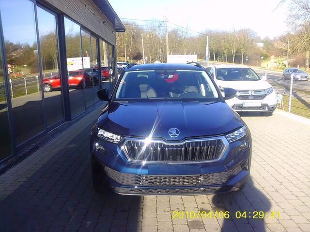 Blauw Gebruikt 2023 Skoda Karoq SUV | € 27.900 (Super prijs) - Afbeelding 1/4