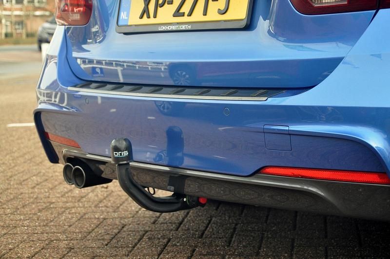 Occasion BMW 320 M Sport 184 PK (135 kW) 2019 Blauw Stationwagen