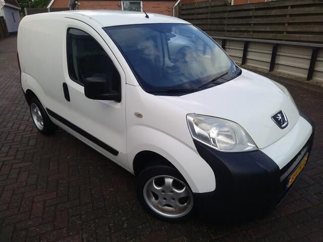Wit Gebruikt 2012 Peugeot Bipper MPV | € 1.499 - Afbeelding 1/1