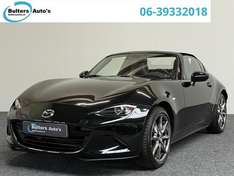 Zwart Gebruikt 2022 Mazda MX5 Sportive Cabriolet | € 37.990 (Iets duurder) - Afbeelding 1/4