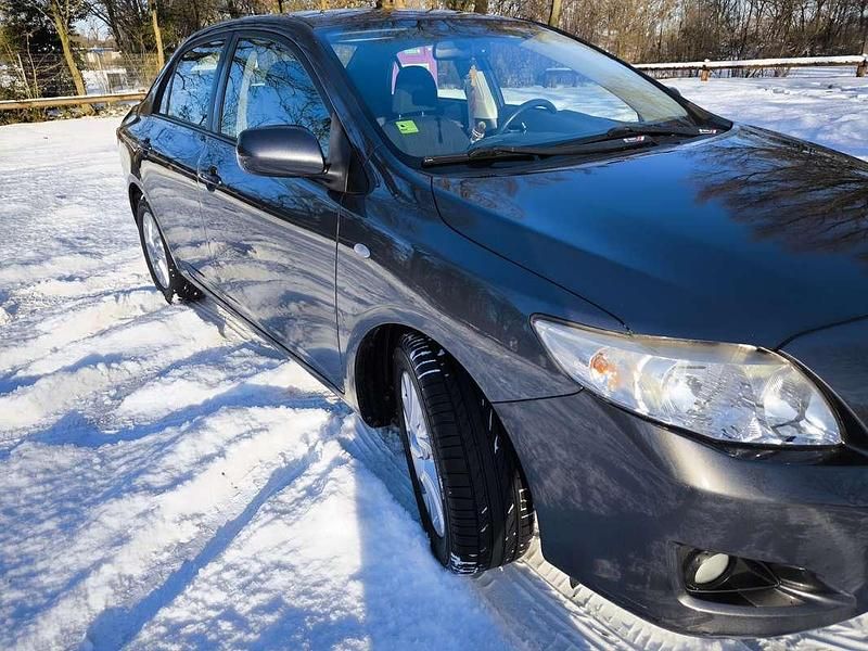 Occasion Toyota Corolla 124 PK (91 kW) 2009 Grijs Hatchback