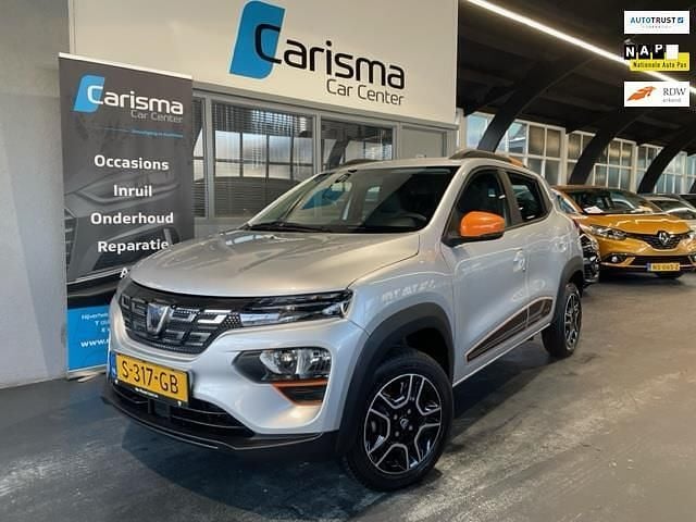 Grijs Occasion 2023 Dacia Spring Comfort Plus Hatchback | € 10.500 (Eerlijke prijs) - Afbeelding 1/4