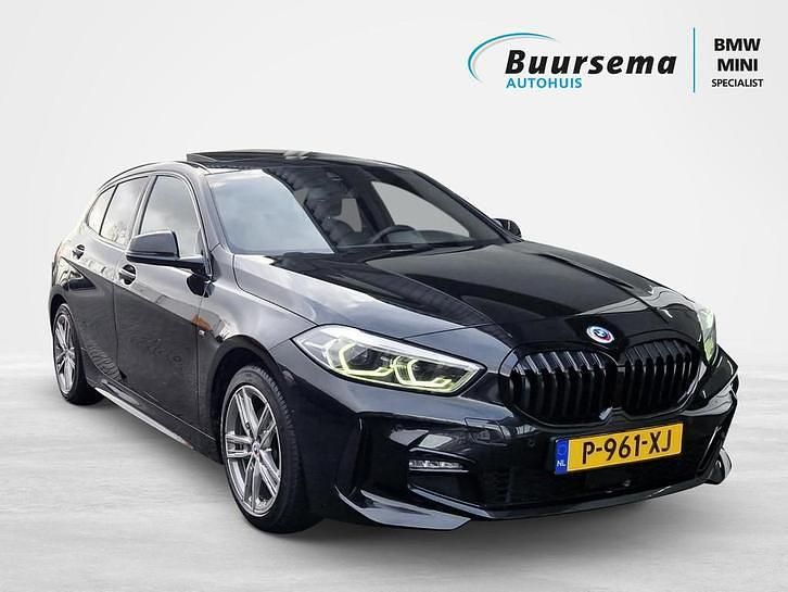 Occasion BMW 118 M Sport 136 PK (100 kW) 2022 Zwart Hatchback
