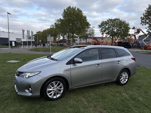 Occasion Toyota Auris 99 PK (72 kW) 2013 Grijs Stationwagen