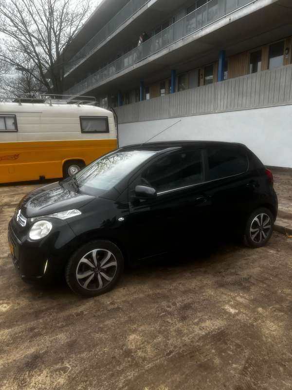 Zwart Gebruikt 2014 Citroën C1 Shine Hatchback | € 6.000 (Duur) - Afbeelding 1/4