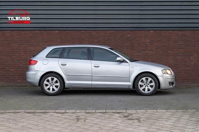 Occasion Audi A3 Sportback Attraction 150 PK (110 kW) 2004 Grijs Hatchback