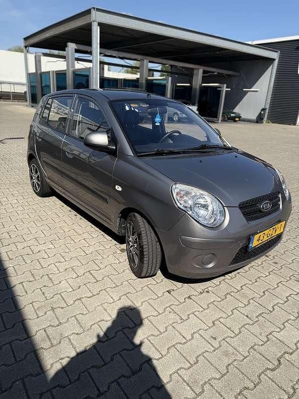 Occasion Kia Picanto 63 PK (46 kW) 2008 Grijs Hatchback