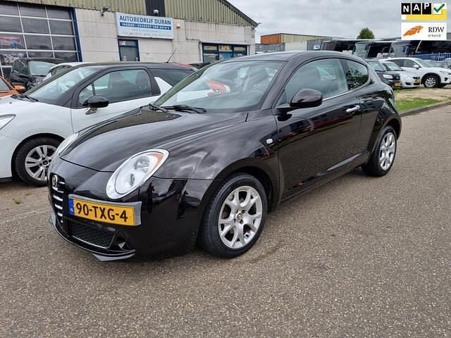 Zwart Gebruikt 2012 Alfa Romeo MiTo Distinctive Hatchback | € 3.250 (Eerlijke prijs) - Afbeelding 1/4