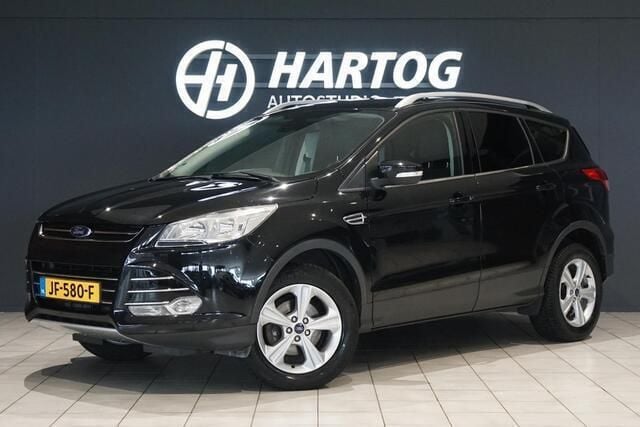 Zwart Gebruikt 2015 Ford Kuga SUV | € 14.900 (Eerlijke prijs) - Afbeelding 1/4