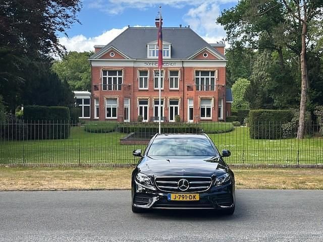 Occasion Mercedes E200 Business 197 PK (144 kW) 2020 Zwart Stationwagen