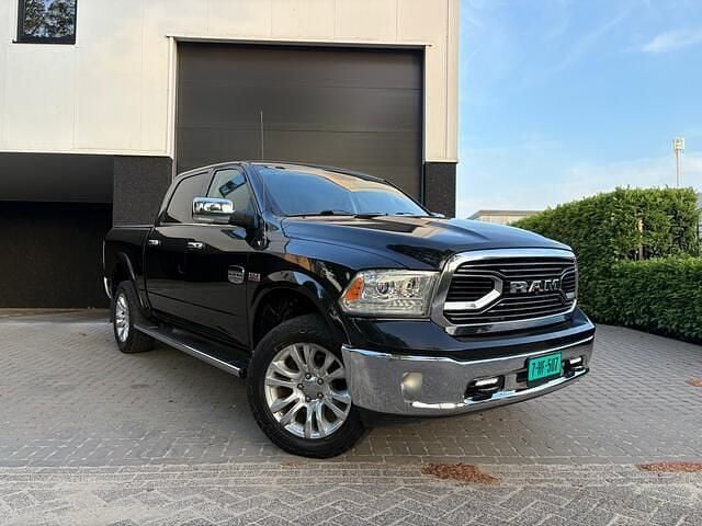 Zwart Gebruikt 2019 Dodge Ram Pickup | € 36.950 (Goede deal) - Afbeelding 1/4
