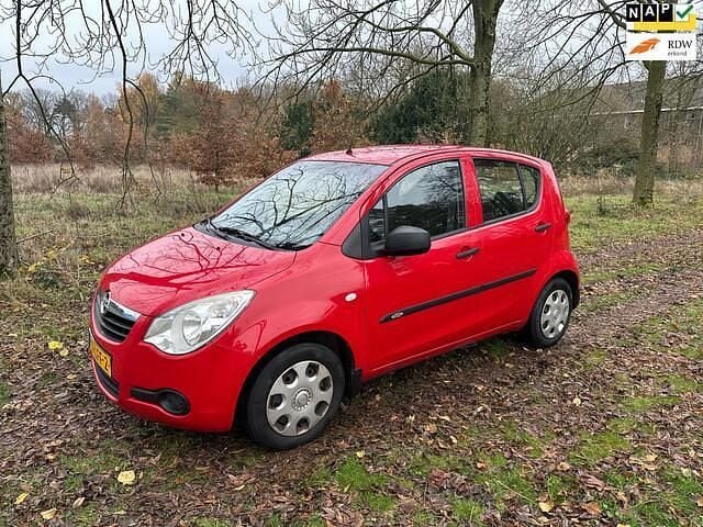 Rood Gebruikt 2010 Opel Agila Selection Hatchback | € 2.450 (Eerlijke prijs) - Afbeelding 1/4