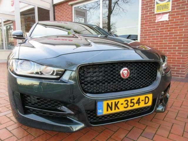 Occasion Jaguar XE R-Sport 163 PK (119 kW) 2017 Groen Sedan