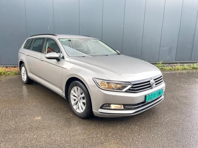 Beige Gebruikt 2016 VW Passat Stationwagen | € 7.950 (Goede deal) - Afbeelding 1/4