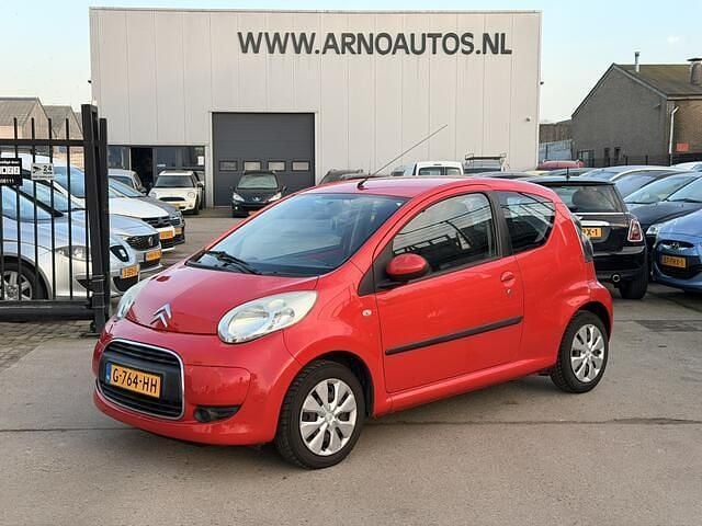 Rood Occasion 2009 Citroën C1 Hatchback | € 1.650 (Goede deal) - Afbeelding 1/4