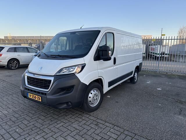 Wit Gebruikt 2019 Peugeot Boxer Premium Van | € 12.950 (Goede deal) - Afbeelding 1/4