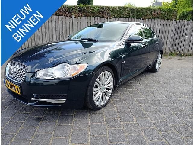 Groen Gebruikt 2009 Jaguar XF Luxury Sedan | € 5.250 (Goede deal) - Afbeelding 1/4